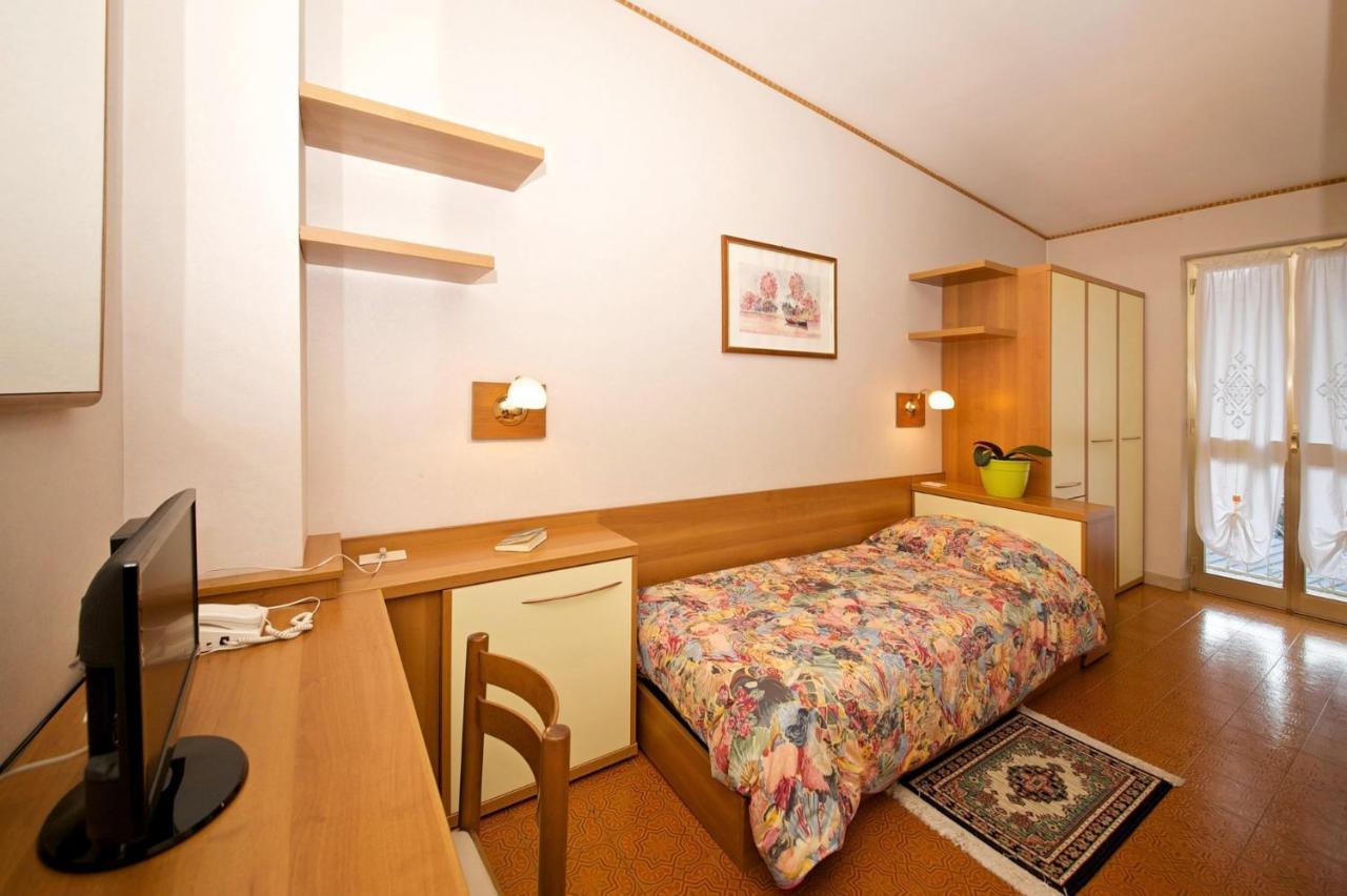 Albergo Ponte Di Nava Ormea ภายนอก รูปภาพ