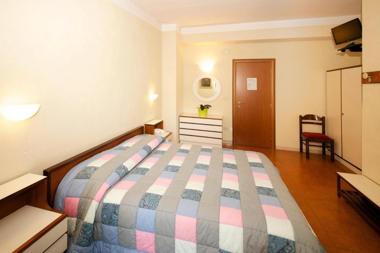 Albergo Ponte Di Nava Ormea ภายนอก รูปภาพ